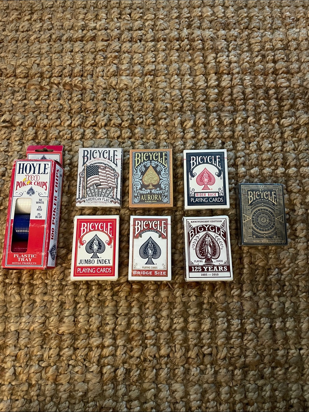 Mix set of 7 bicycle playing cards and poker chips